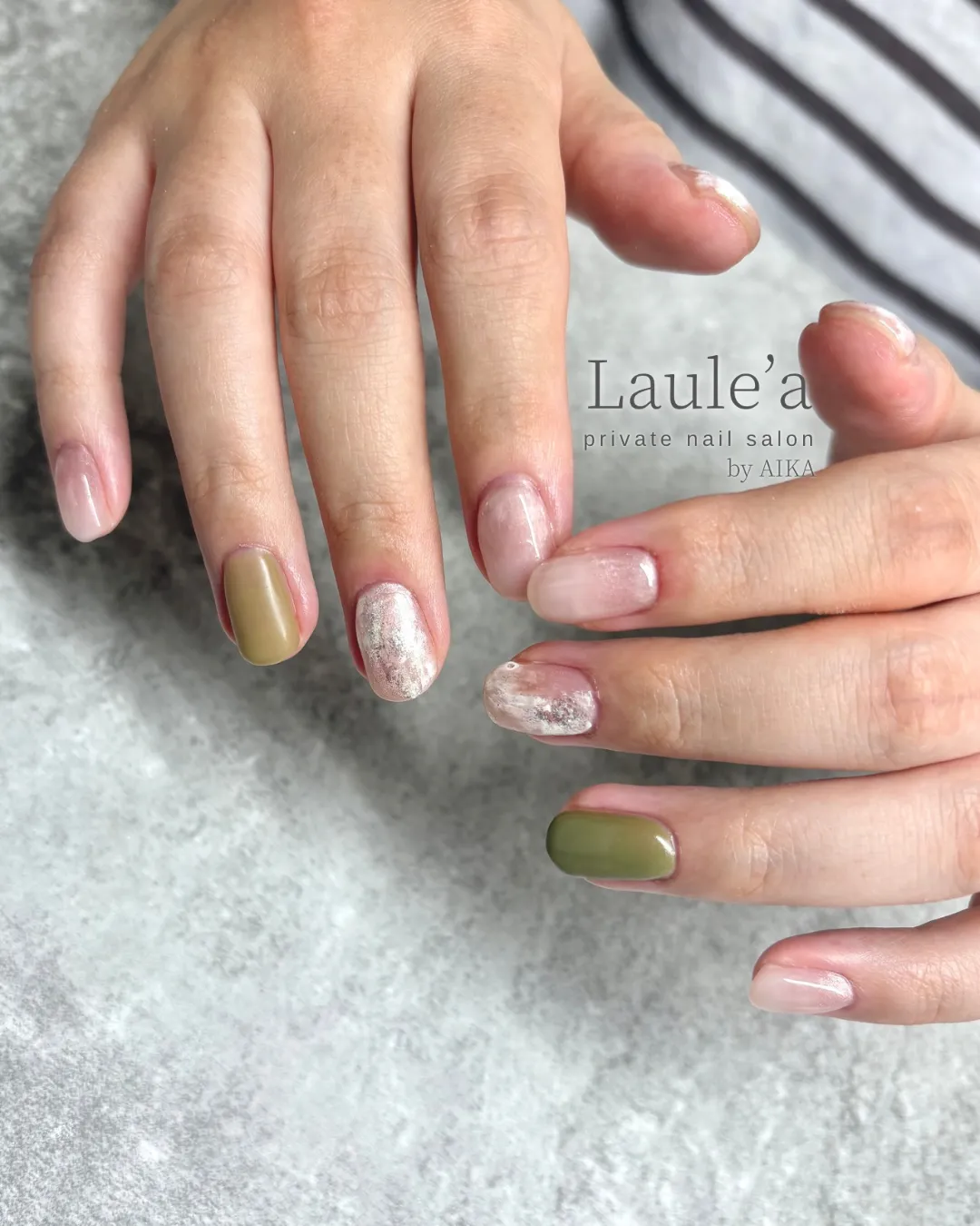 大人くすみカラーの天然石ネイル💅